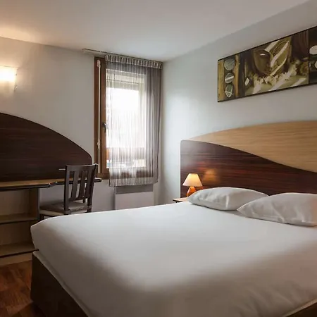 Hotel Ogparis Nord Roissy Bagatelle *